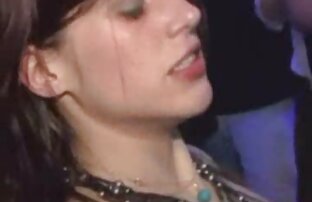 XXX Hai cô gái vuốt ve xxx hay video một vòi nước