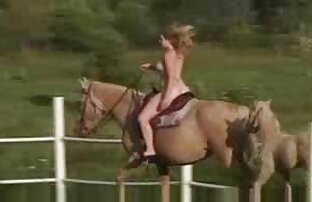 XXX Tuổi teen cưỡi một vòi nước xxx hay khong che lớn